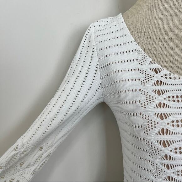 Revolve Nightcap Cream Ecru Spiral Lace Scoop Dress size 2 (423) - Picture 3 of 8